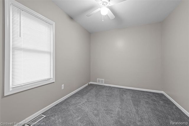 24236 Shakespeare Avenue, Eastpointe, MI 48021