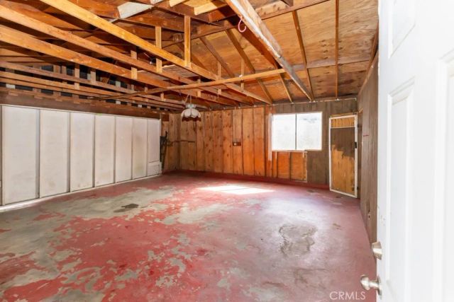 920 N Brand, San Fernando, CA 91340
