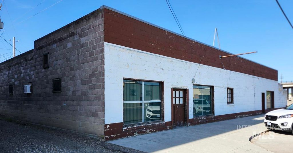 718 2nd Ave. North, Payette, ID 83661