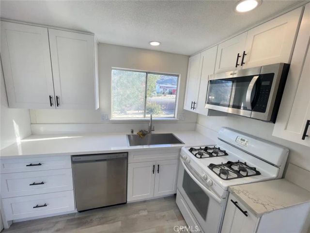 71630 29 Palms Hwy 1, 29 Palms, CA 92277