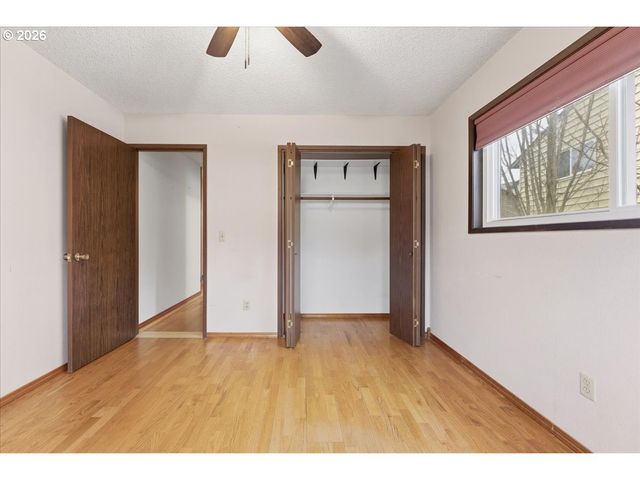 15037 Ne SISKIYOU Ct, Portland, OR 97230