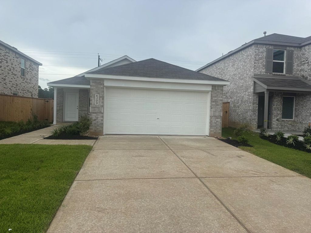 6209 Alder Creek, Montgomery, TX 77316