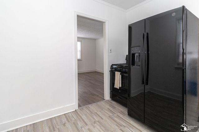 35247 Currier Street, Wayne, MI 48184