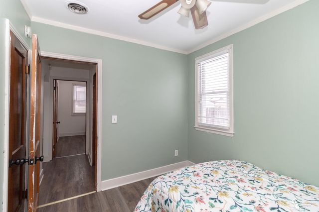 35247 Currier Street, Wayne, MI 48184