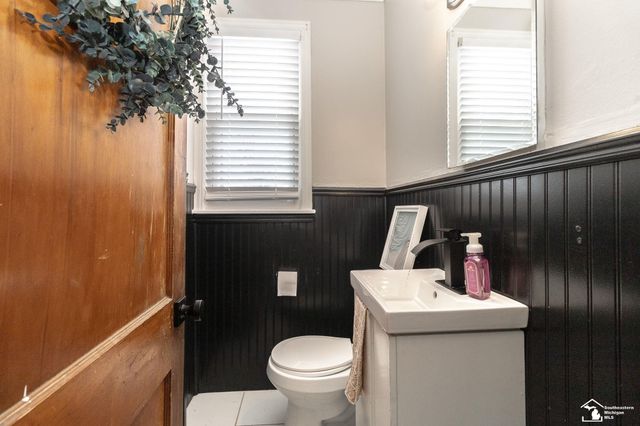 35247 Currier Street, Wayne, MI 48184