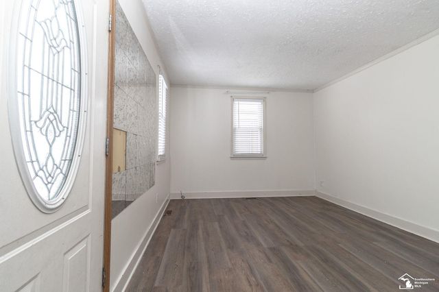 35247 Currier Street, Wayne, MI 48184