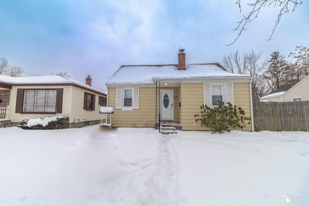 35247 Currier Street, Wayne, MI 48184