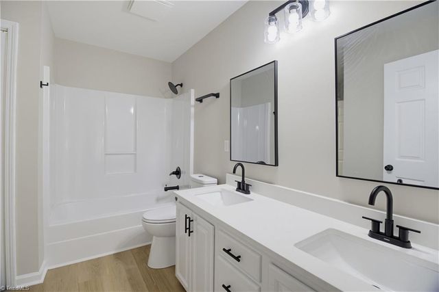 517 Union Pointe Lane, Lexington, NC 27295