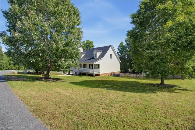517 Union Pointe Lane, Lexington, NC 27295