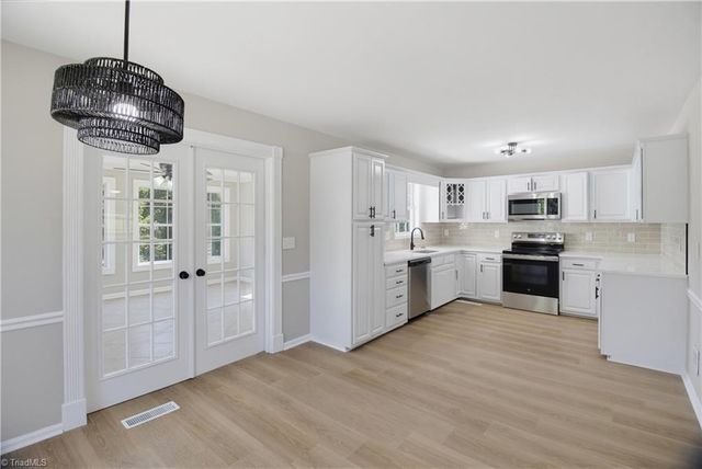 517 Union Pointe Lane, Lexington, NC 27295