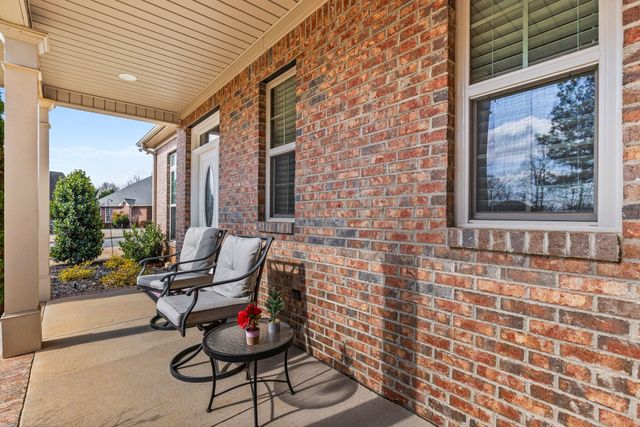 705 Splendid Meadows Way, Spartanburg, SC 29307