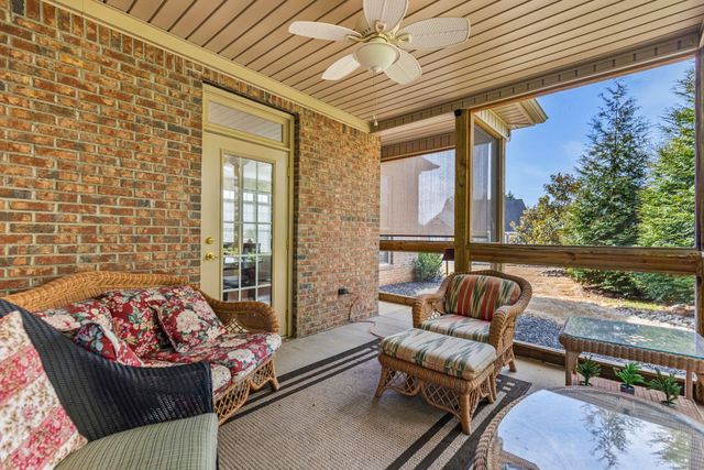 705 Splendid Meadows Way, Spartanburg, SC 29307