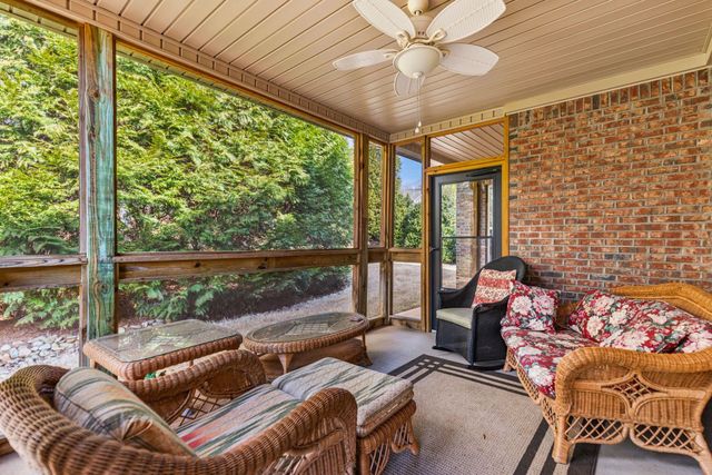 705 Splendid Meadows Way, Spartanburg, SC 29307