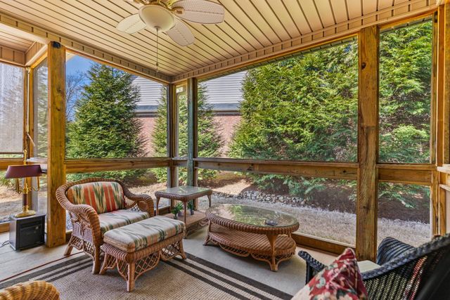 705 Splendid Meadows Way, Spartanburg, SC 29307