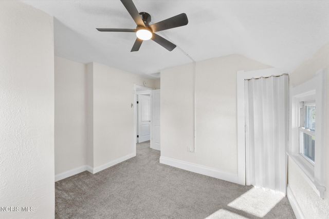 102 N Grove Street, Walbridge, OH 43465