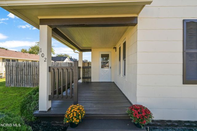 102 N Grove Street, Walbridge, OH 43465