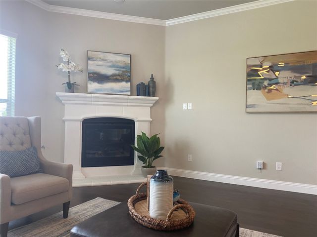 209 Johnson Street, Granbury, TX 76048