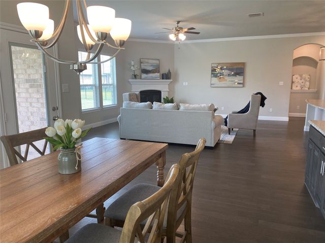 209 Johnson Street, Granbury, TX 76048