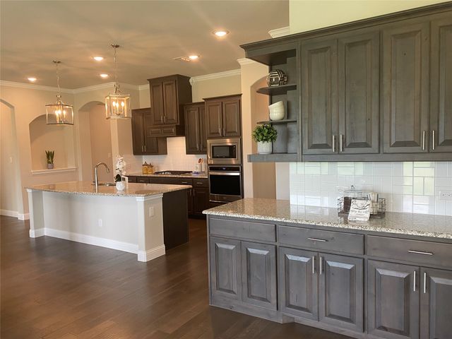 209 Johnson Street, Granbury, TX 76048