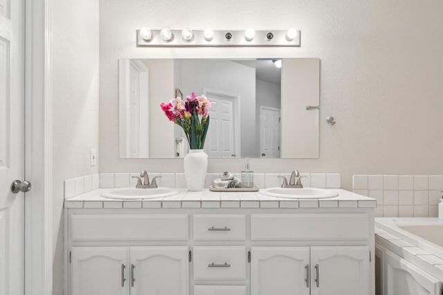 1333 Downieville Drive, El Dorado Hills, CA 95762