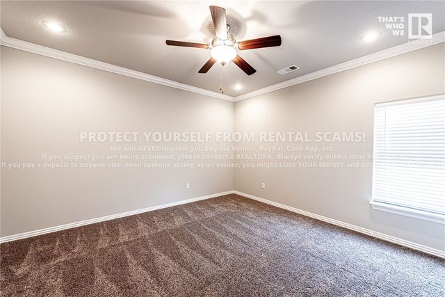 505 W Laurel Avenue, Rogers, AR 72758