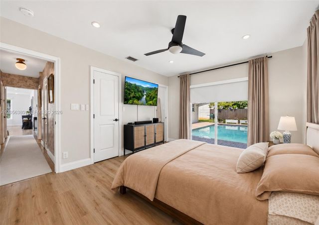 5431 SW 1st St, Plantation, FL 33317