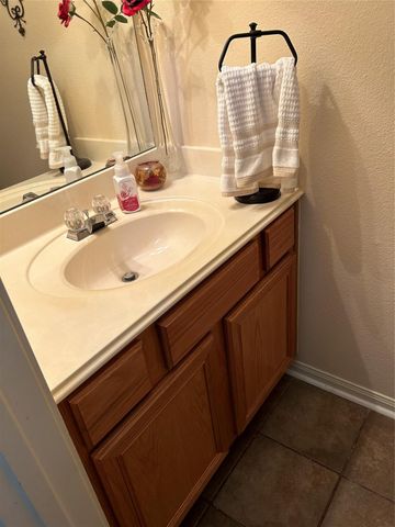 7923 Split Oak Drive Drive, Houston, TX 77040