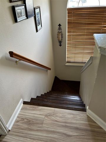 7923 Split Oak Drive Drive, Houston, TX 77040