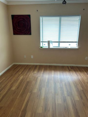 7923 Split Oak Drive Drive, Houston, TX 77040