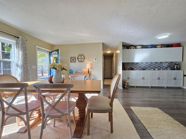 158 E County Road 340 S S, Connersville, IN 47331