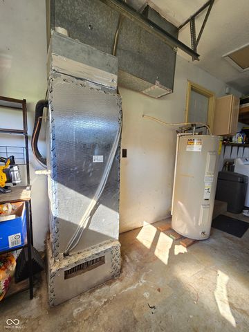 158 E County Road 340 S S, Connersville, IN 47331