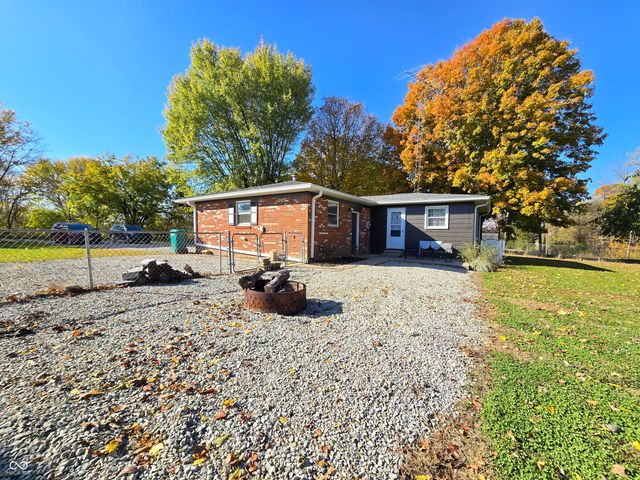 158 E County Road 340 S S, Connersville, IN 47331