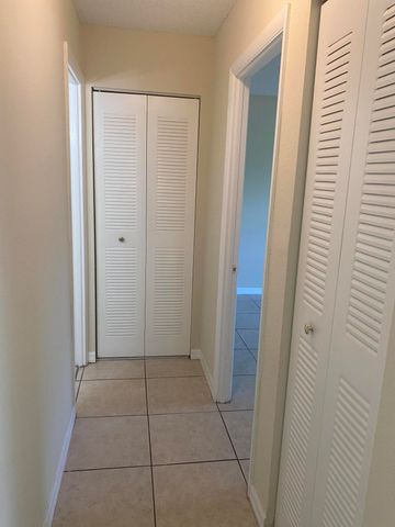 409 EXECUTIVE CENTER Drive 211, West Palm Beach, FL 33401