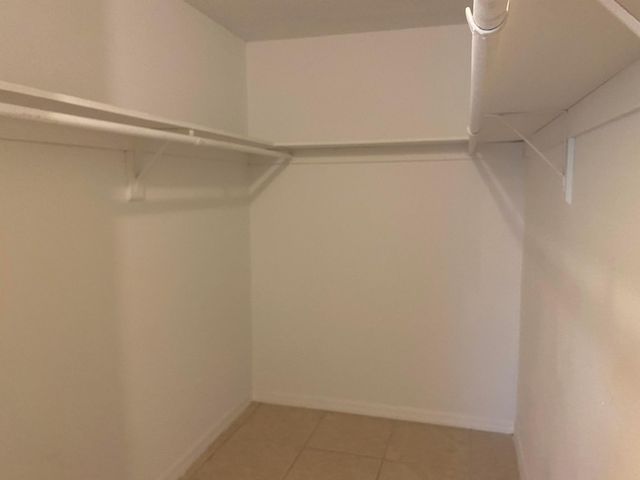 409 EXECUTIVE CENTER Drive 211, West Palm Beach, FL 33401