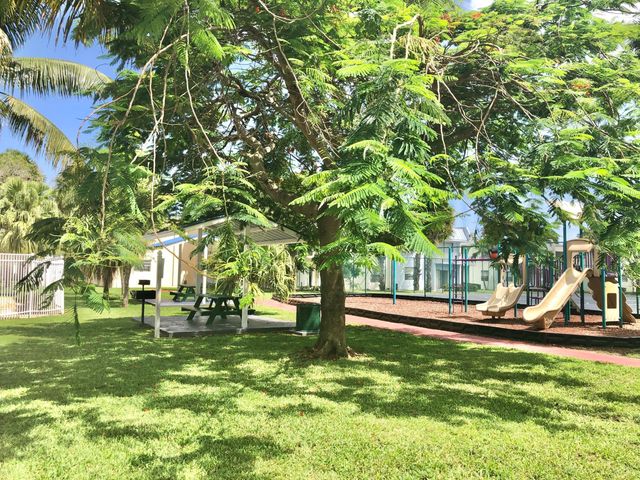409 EXECUTIVE CENTER Drive 211, West Palm Beach, FL 33401