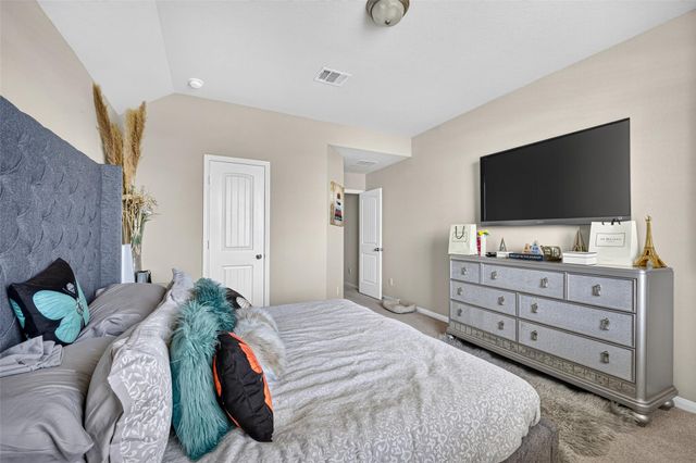66 Carmel Drive, Manvel, TX 77578