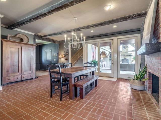 5812 Country Club Drive, Edmond, OK 73025