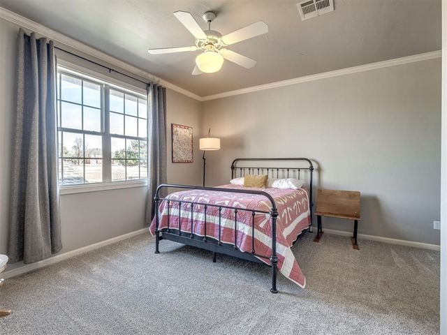 5812 Country Club Drive, Edmond, OK 73025