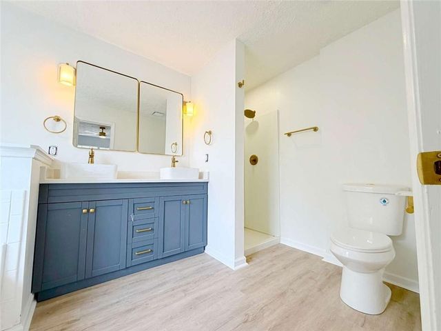 5953 Farmbrook Lane, Rex, GA 30273