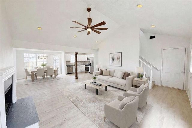 5953 Farmbrook Lane, Rex, GA 30273