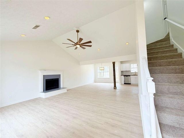 5953 Farmbrook Lane, Rex, GA 30273