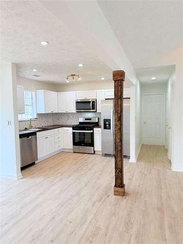 5953 Farmbrook Lane, Rex, GA 30273