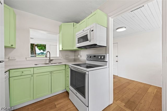 1442 Olmeda WAY, Fort Myers, FL 33901