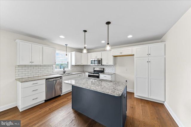 100 MAGNOLIA LN, New Providence, PA 17560