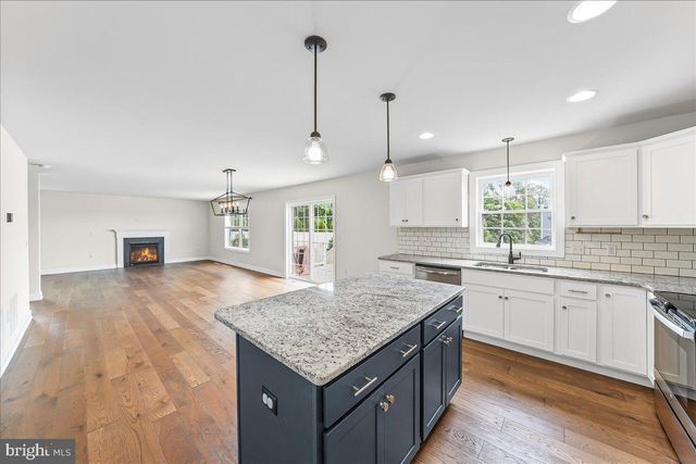 100 MAGNOLIA LN, New Providence, PA 17560