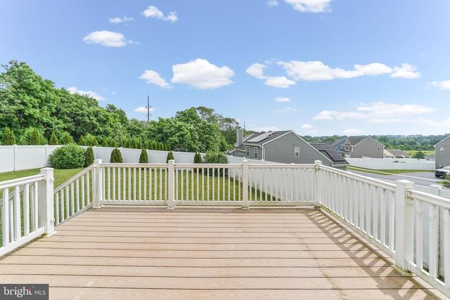 100 MAGNOLIA LN, New Providence, PA 17560