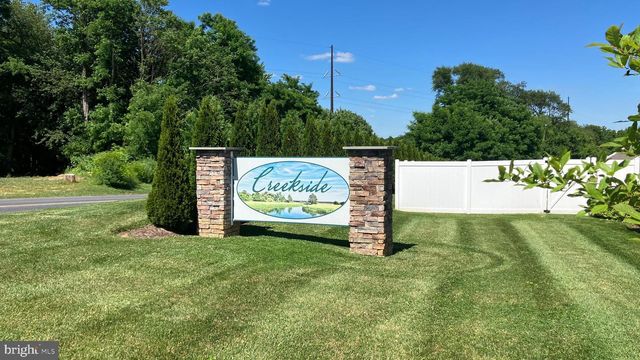 100 MAGNOLIA LN, New Providence, PA 17560