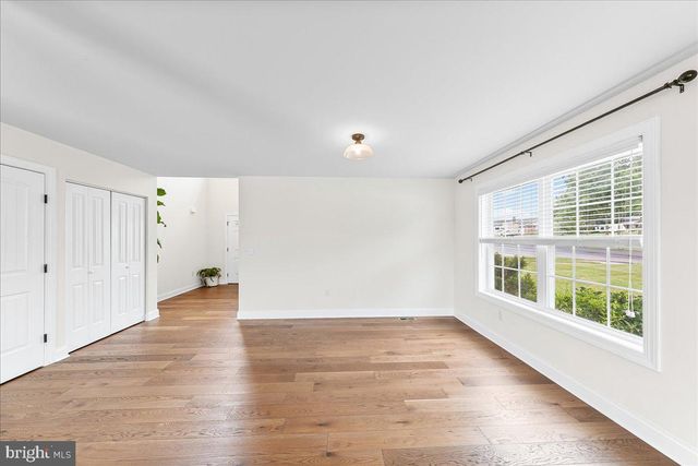 100 MAGNOLIA LN, New Providence, PA 17560