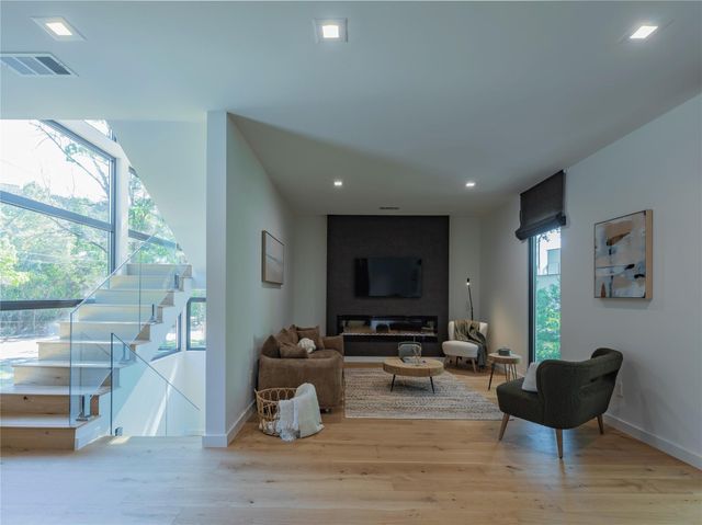 2806 Geronimo TRL, Austin, TX 78734