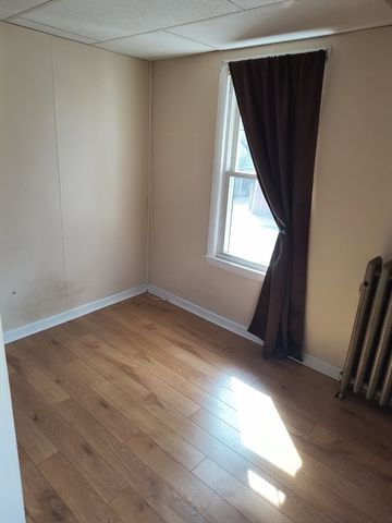 655 Morgan Rd, West Springfield, MA 01089